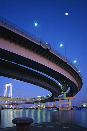 オイル交換も可能なみよし車検のお店