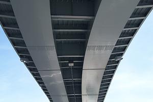 従来の車カバーの弱点を見事に克服